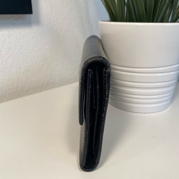 PRADA Saffiano Leather Trifold Wallet Unisex - Picture 10 of 13